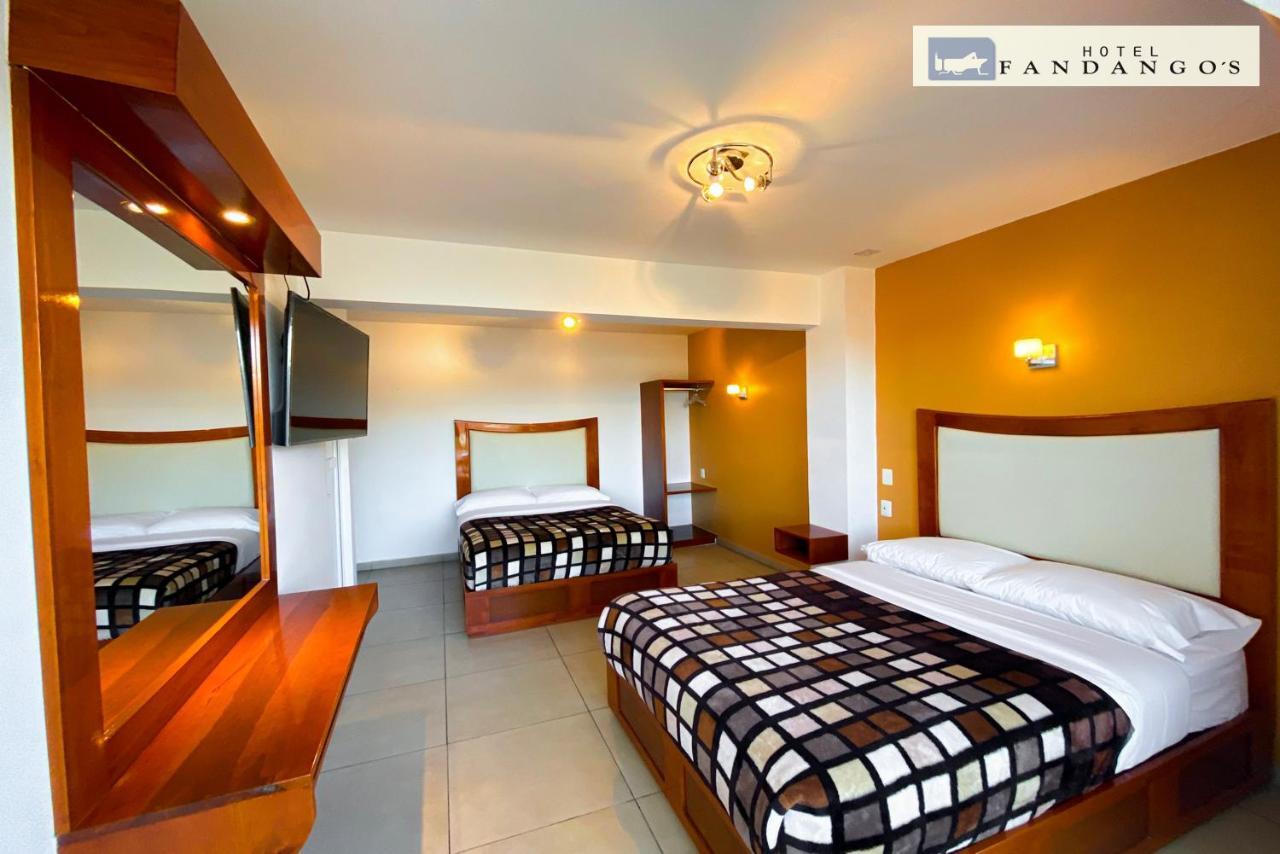 Hotel y Restaurant Fandangos Asuncion Nochixtlan Bagian luar foto